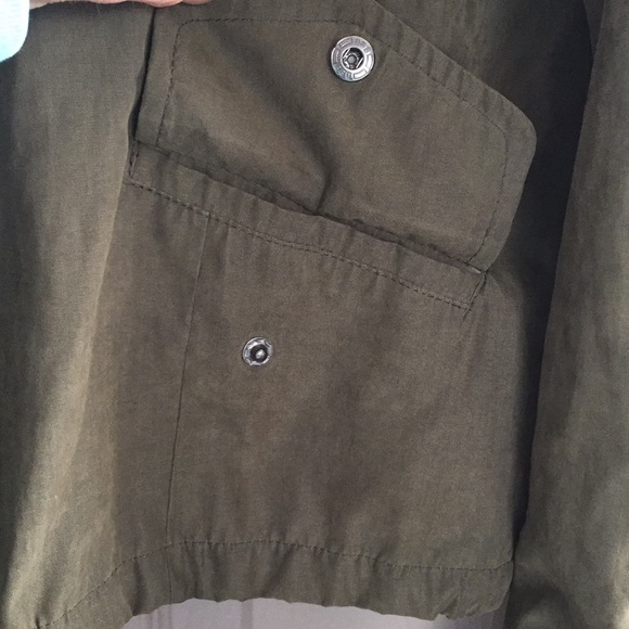 Brandy Melville ‘the Hailey’ Jacket - Picture 6 of 8